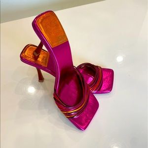 Jeffery Campbell size 6 and a half like new pumps!